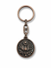 Bronz metal anahtarlık Tuğra tasarımı, dayanıklı ve şık aksesuar, anahtarlarınızı organize etmek için ideal.