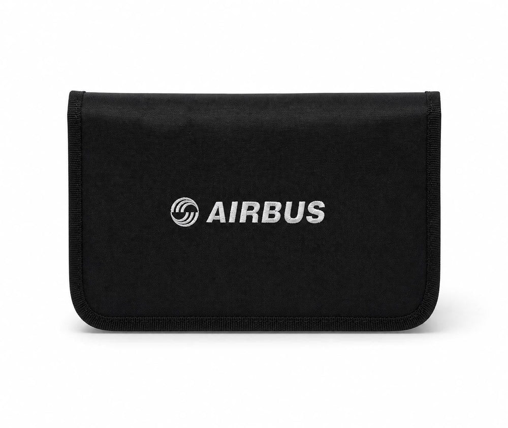 Kahverengi Airbus tasarımlı Pilot Shop Bakırköy çanta, dayanıklı ve şık aksesuar.