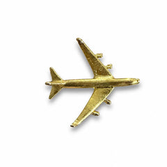 B747-300 uçak simgesiyle Pilot Shop Bakırköy markalı uçak aksesuarı pin, detaylı ve renkli tasarım.