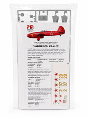 Yakovlev Yak-15 Pm model avcı uçağı demonte plastik maketi, detaylı ve gerçekçi uçak modeli, maket severler için ideal.