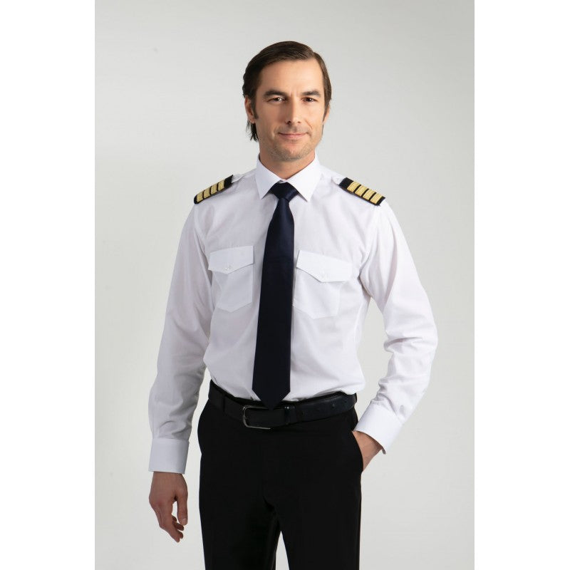 Erkek egzo pantolon, tekstil ve uniformalar kategorisinde, rahat ve şık tasarımıyla dikkat çekiyor.