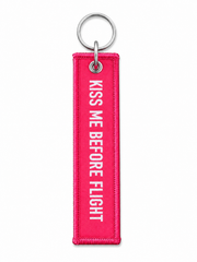 Kumaş anahtarlık "I Love Flying + Kiss Me" tasarımı, Pilot Shop Bakırköy markalı, renkli ve şık anahtarlık.