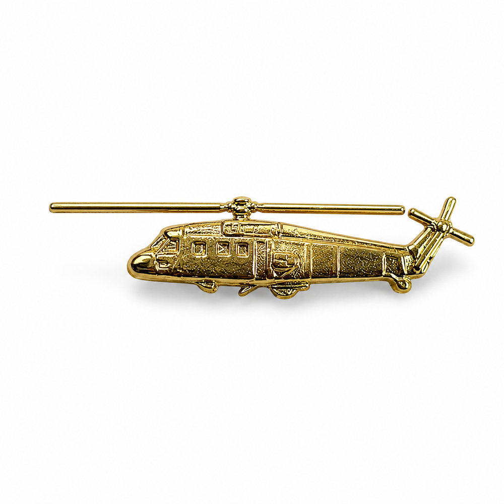UH-60 BLACKHAWK helikopter temalı pilot aksesuarı, crewturk-pin, detaylı tasarım ve kaliteli malzeme ile.