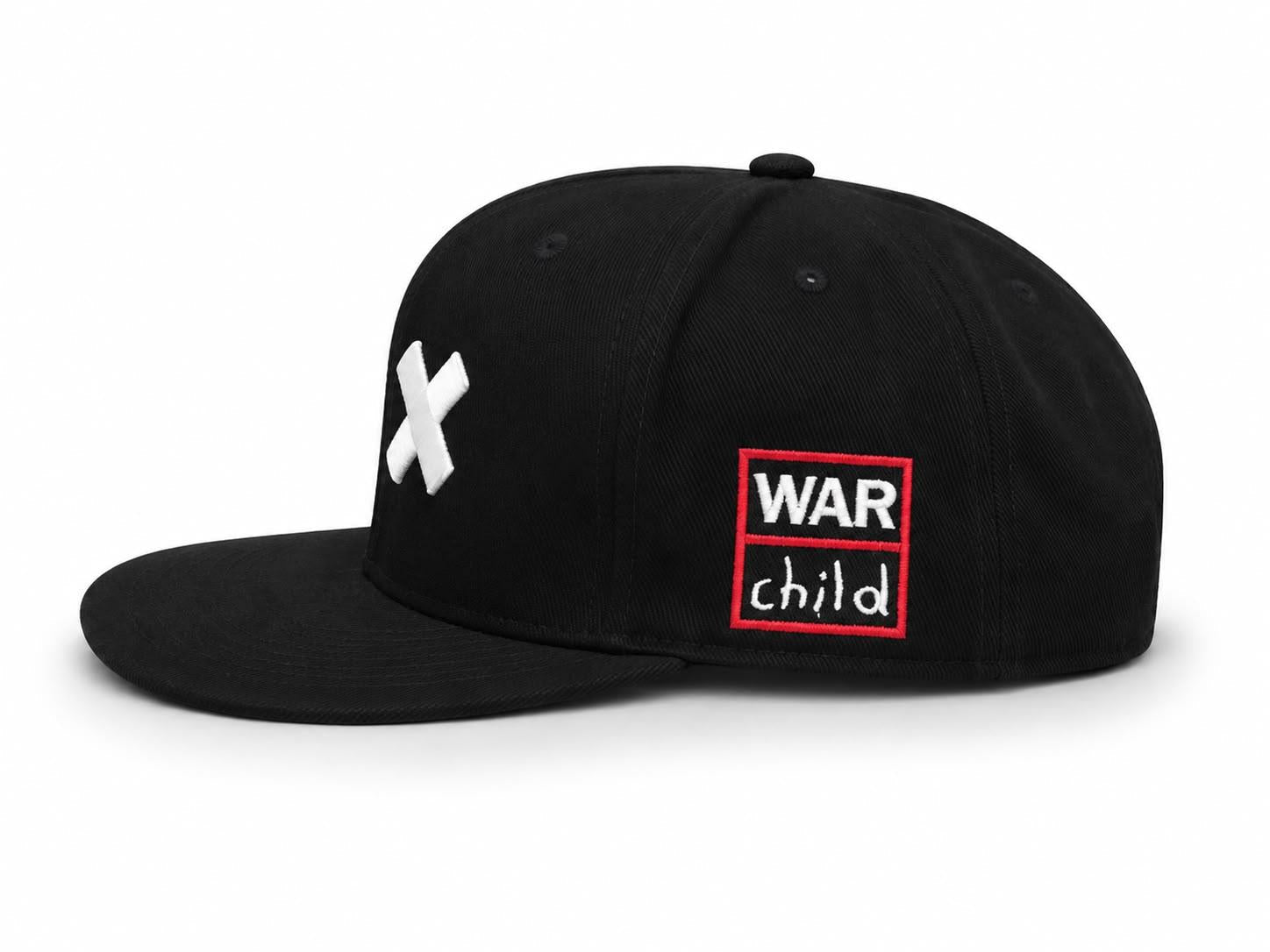 Kahverengi "War Child" şapka, Pilot Shop Bakırköy markası, aksesuarlarda şık ve rahat kullanıma uygun.