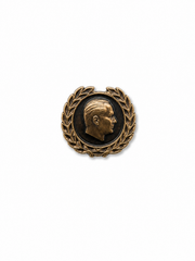 Atatürk rozet çemberi, altın renkli metal pin ve rozet aksesuarı, detaylı tasarımıyla şık görünüm sağlar.