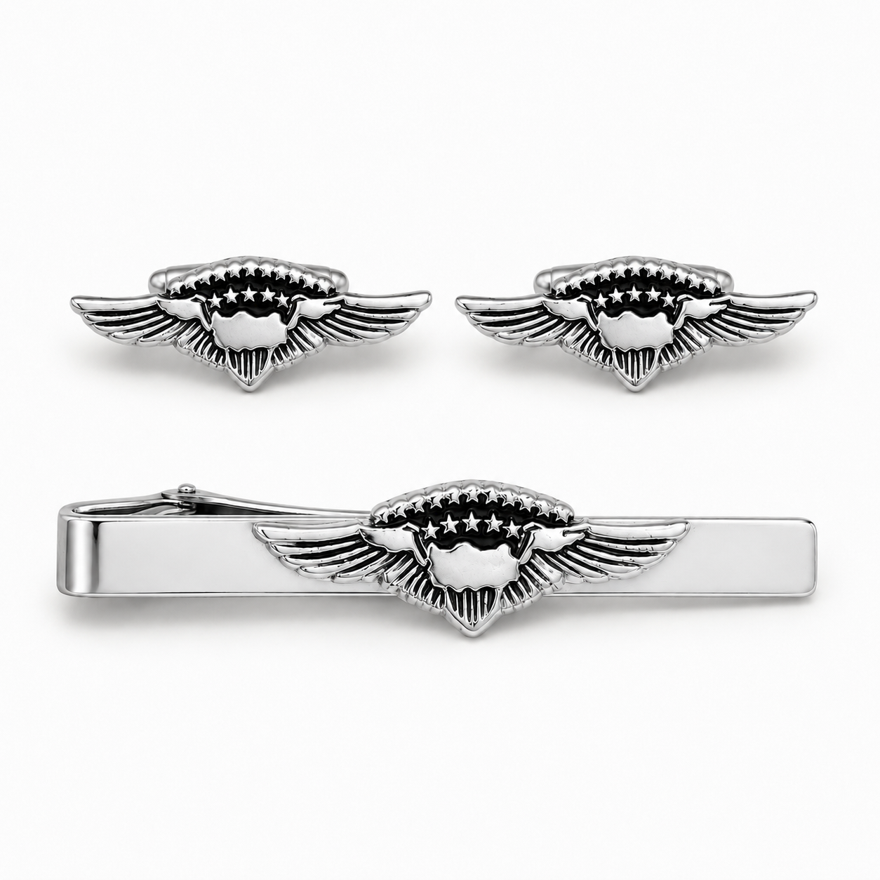 Pilot Shop Bakırköy Ayjet Silver kol düğmesi ve kravat iğnesi takı seti siyah kutuda, şık ve modern aksesuarlar.