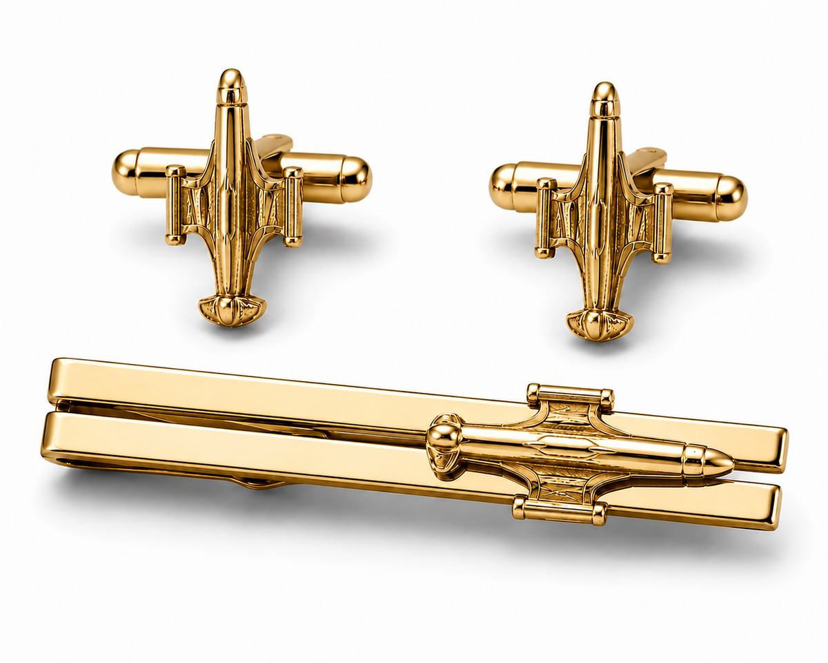 Pilot Shop Bakırköy F-104 Gold kol düğmesi ve kravat iğnesi takı seti, siyah kutuda şık aksesuar.