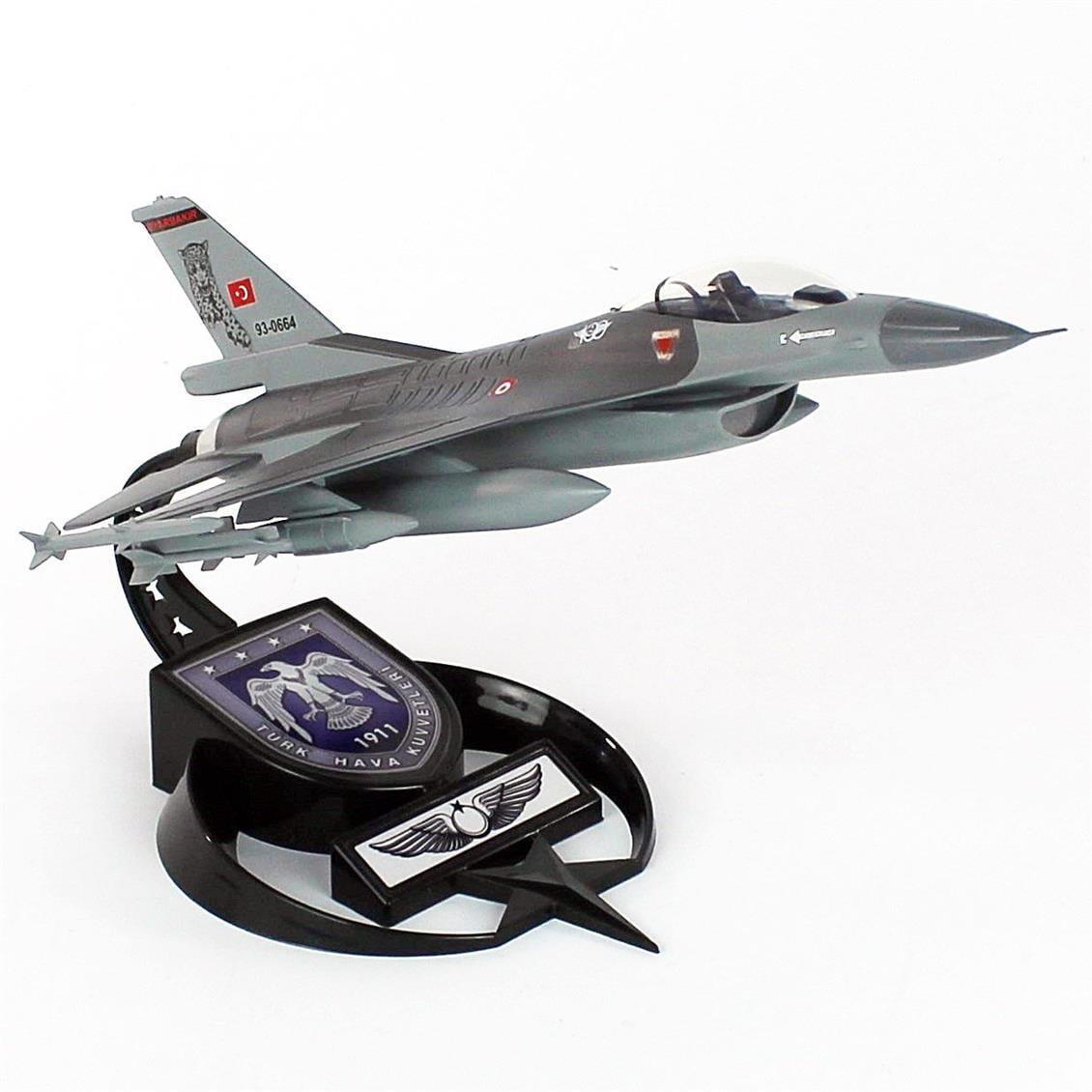 F-16 AKBA sergileme standlı maket uçak, detaylı askeri savaş uçağı modeli, Pilot Shop Bakırköy markası.