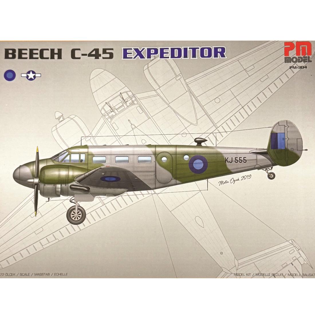 Beechcraft C-45 Expeditor model ve maket, detaylı plastik uçak modeli, Pilot Shop Bakırköy tarafından hazırlanmış.