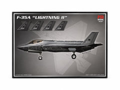 PM Model F-35A Lightning 2 plastik uçak maket seti, detaylı ve gerçekçi pilot shop Bakırköy markasıyla gösteriliyor.