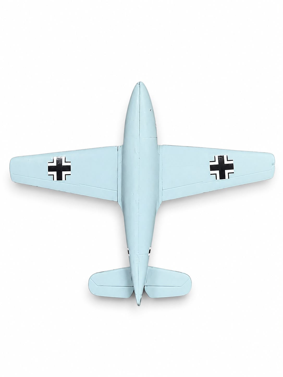 Montajlı ve boyalı Messerschmitt Me-328 model ve maket, sergilemeye hazır, detaylı uçak modeli.