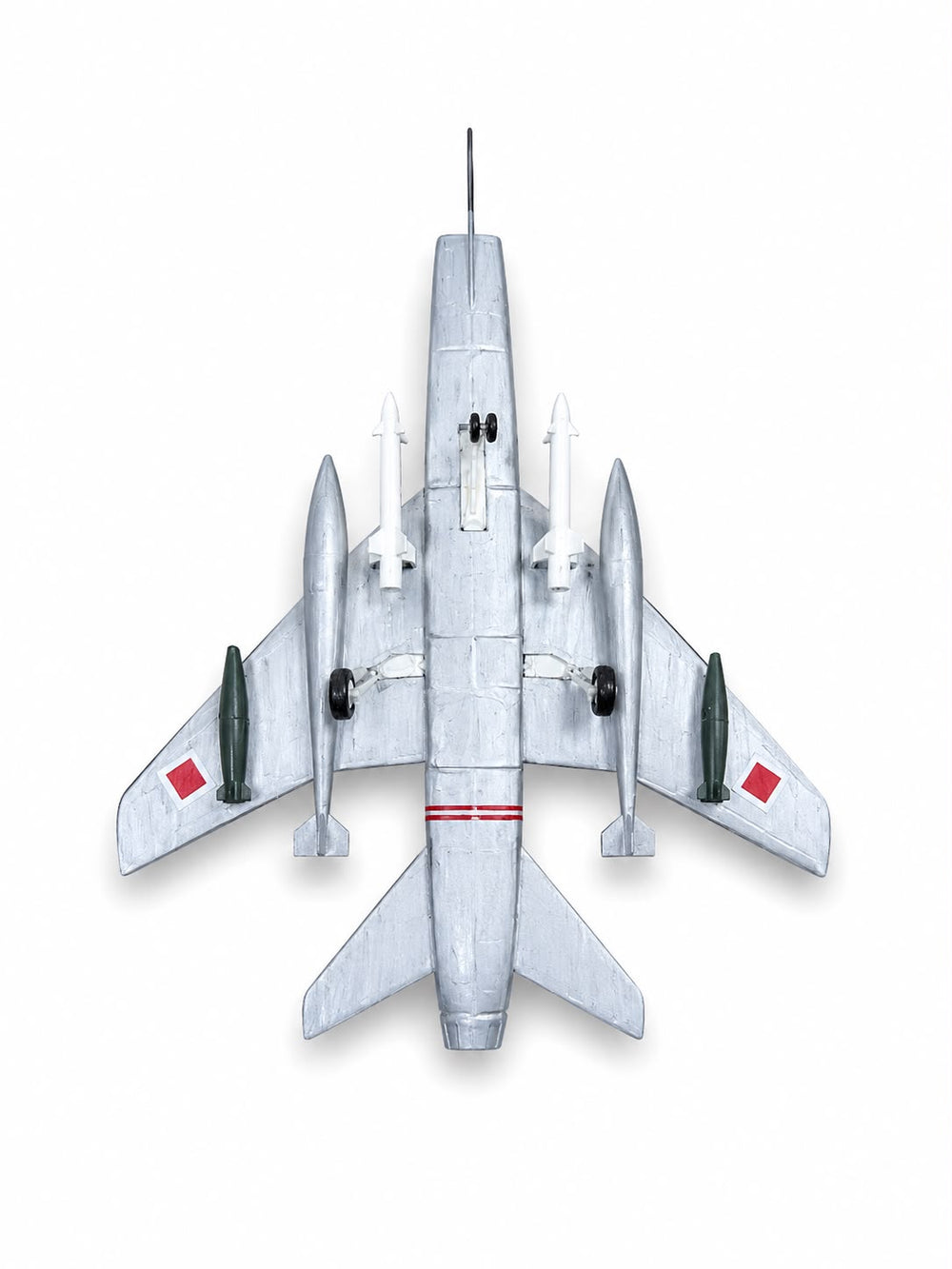 Montajlı ve boyalı Pilot Shop Bakırköy Super Sabre F-100C model uçak, sergilemeye hazır, detaylı ve gerçekçi görünümlü.