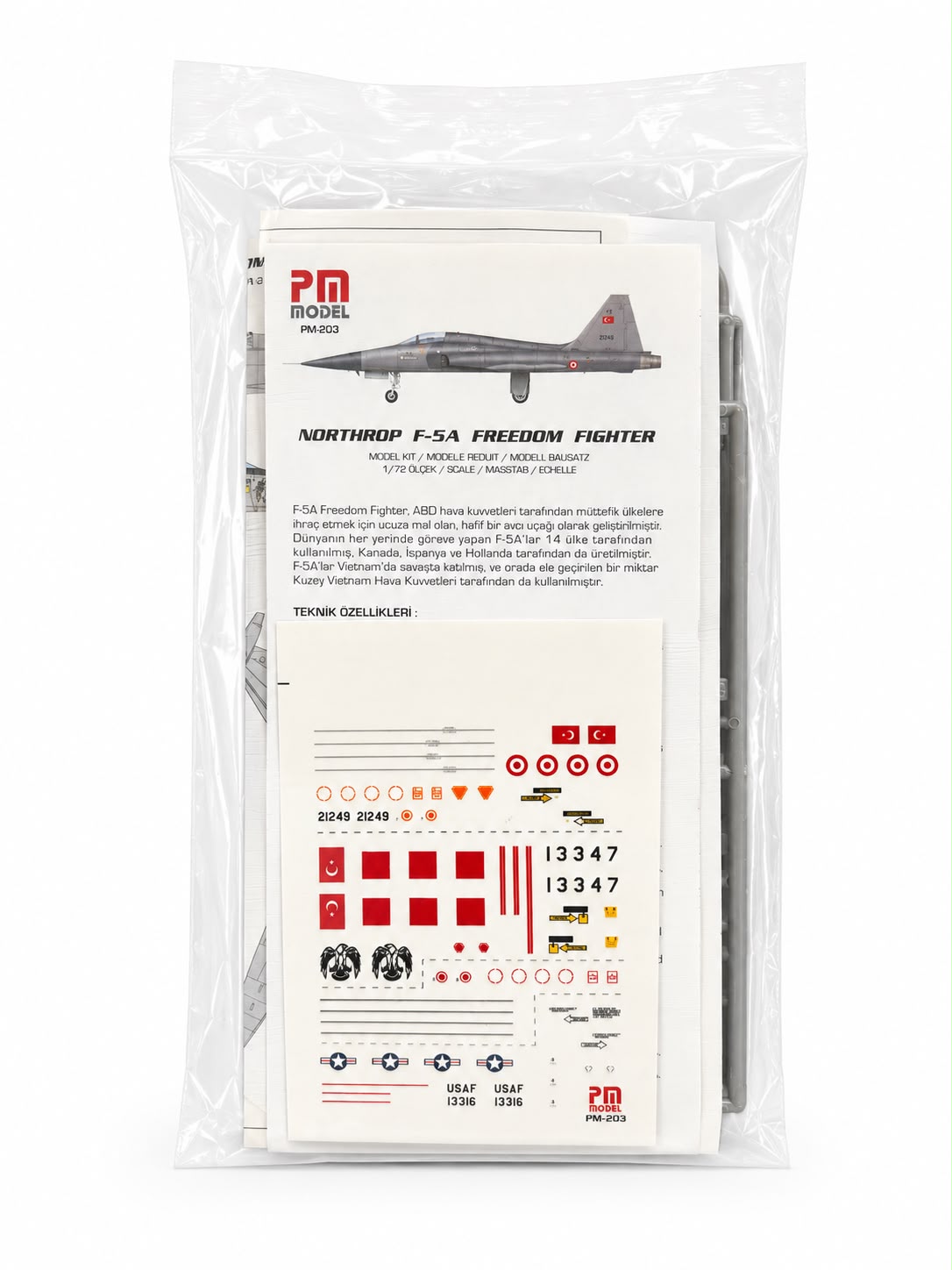 Northrop F-5 A Freedom Fighter PM model uçak maket kiti, plastik demonte uçak modeli, detaylı ve gerçekçi görünümlü.