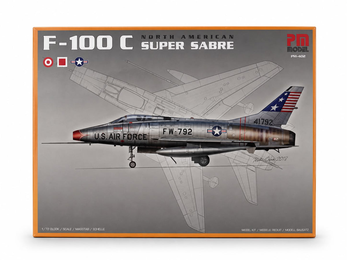 North American F-100 C Super Sabre avcı-bombardıman uçağı plastik maket, detaylı model ve gerçekçi görünüme sahip.