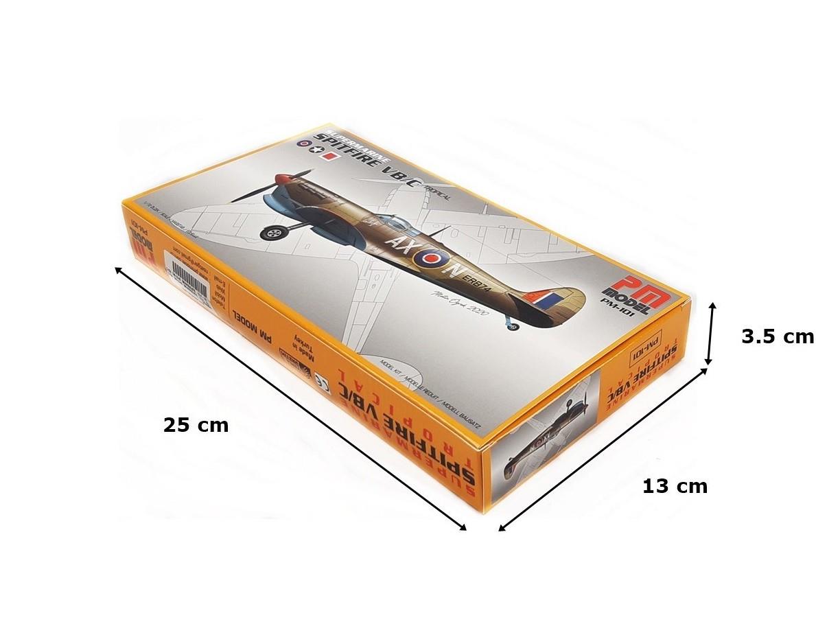 Pilot Shop Bakırköy Supermarine Spitfire VB/C savaş uçağı plastik maket, detaylı model ve montajlı şekilde gösteriliyor.