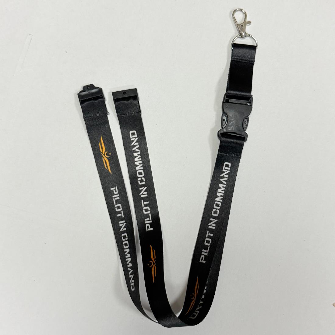 Siyah Pilot In Command Broveli lanyard, havacı profesyonel aksesuarı, yaka ve boyun için uygun, dayanıklı ve şık tasarım.