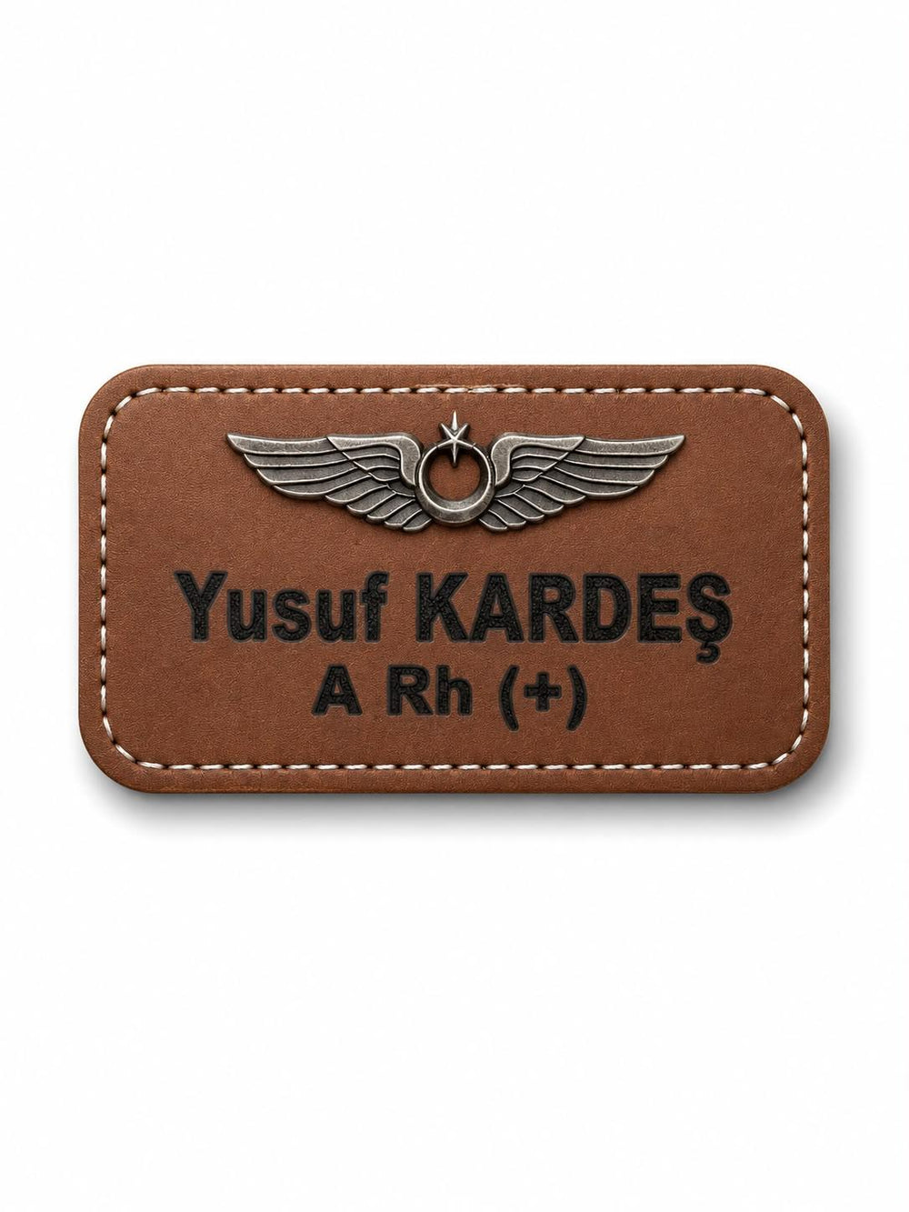 Pilot deri isimlik, profesyonel kokpit kullanımı için şık ve dayanıklı deri isimlik.