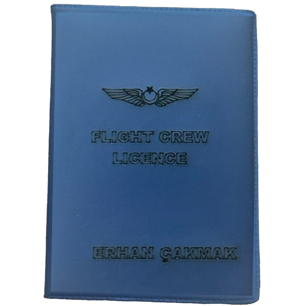 İsme özel YKP lisans kabı, profesyonel kokpit tasarımıyla Pilot Shop Bakırköy markası, şeffaf ve dayanıklı ürün.