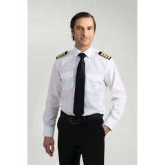 Erkek egzo pantolon, tekstil ve uniformalar kategorisinde, rahat ve şık tasarımıyla dikkat çekiyor.
