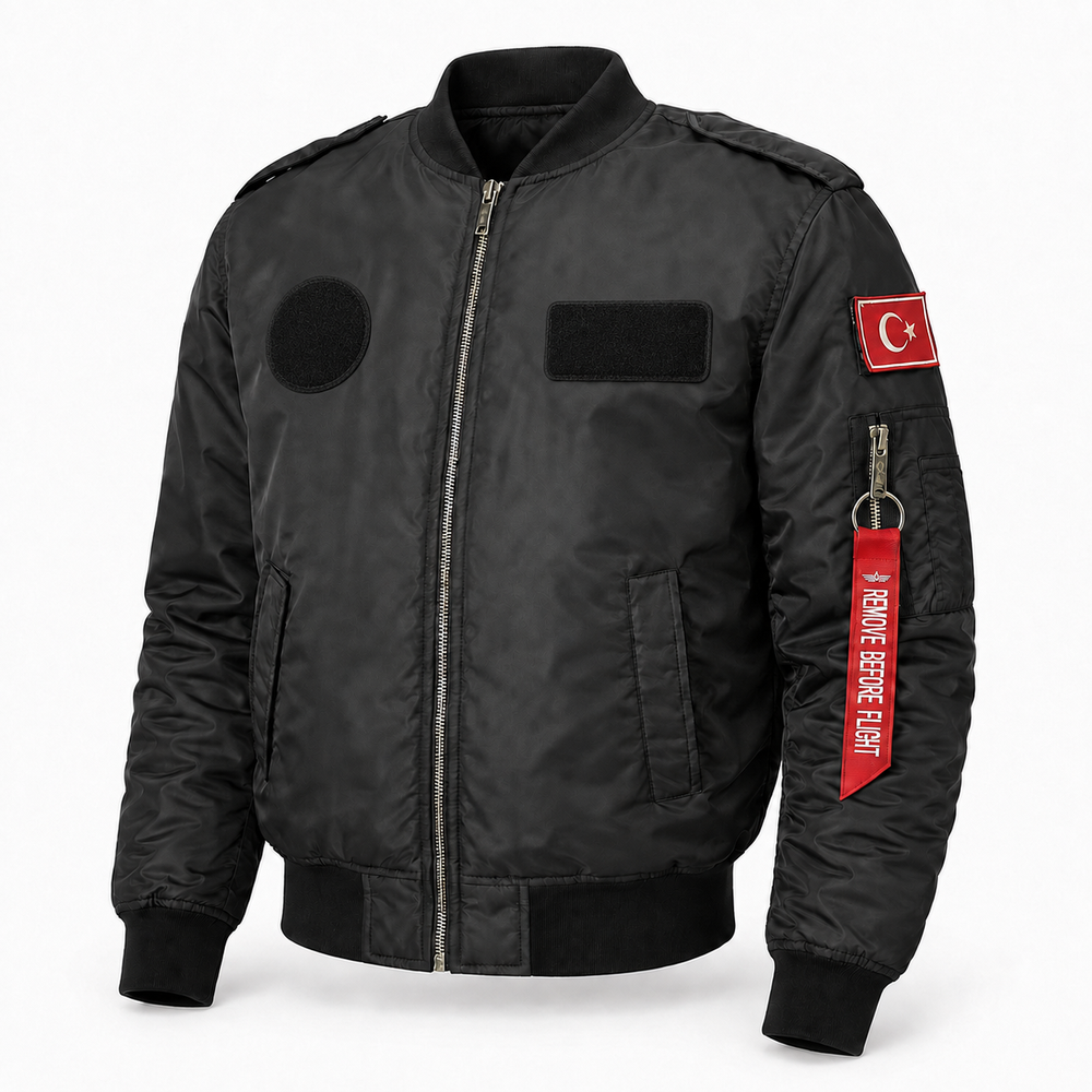Siyah MNG91S Bomber Pilot Montu, kumaş yapısı ve detaylarıyla tekstil ve uniformalarda kullanılan şık pilot montu.